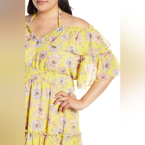 Chelsea28 Plus Size Floral Off the Shoulder Tiered Dress - Picture 4 of 11